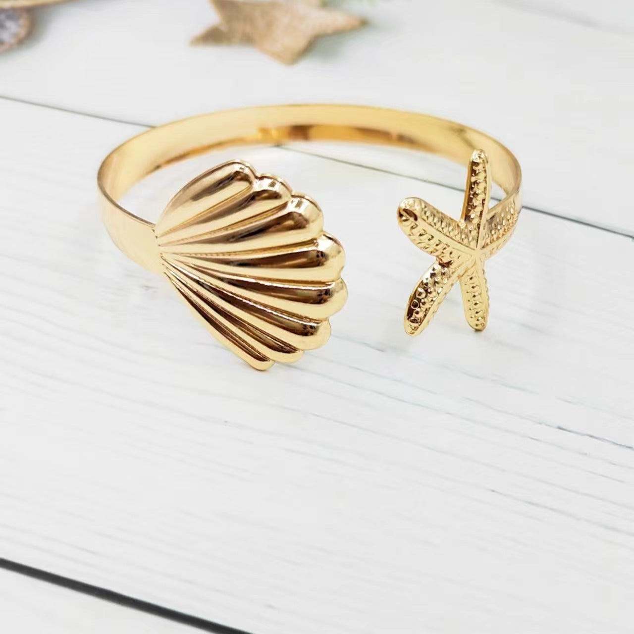 Wholesale wide hammered pleated golden bracelet